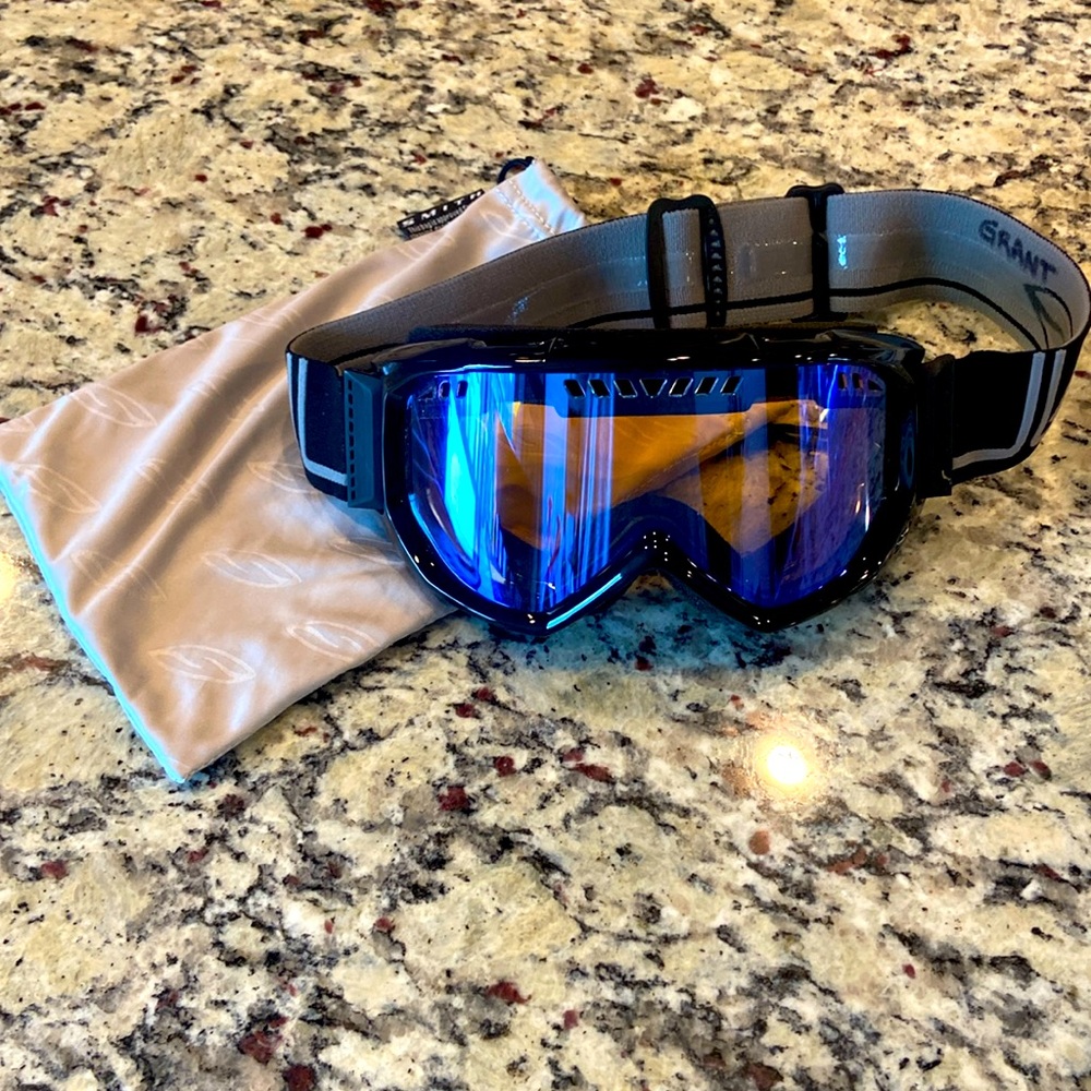 Smith ski/ snowboard goggles